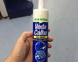 Veda calha cola plastico Veda calha cola plastico