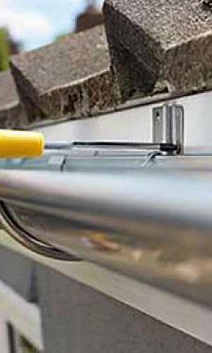 Instalação de rufos e calhas sp Instalação de rufos e calhas sp