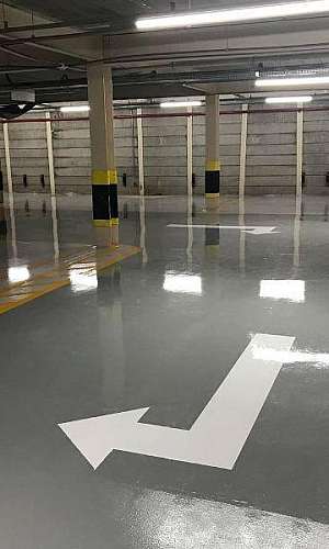 Qual a melhor tinta epóxi para piso Qual a melhor tinta epóxi para piso